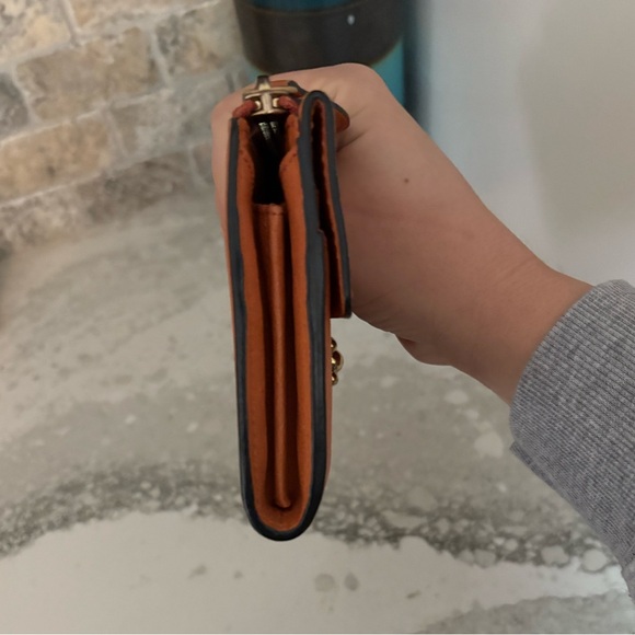 Chloè Elsie Continental Wallet EUC - Picture 3 of 8